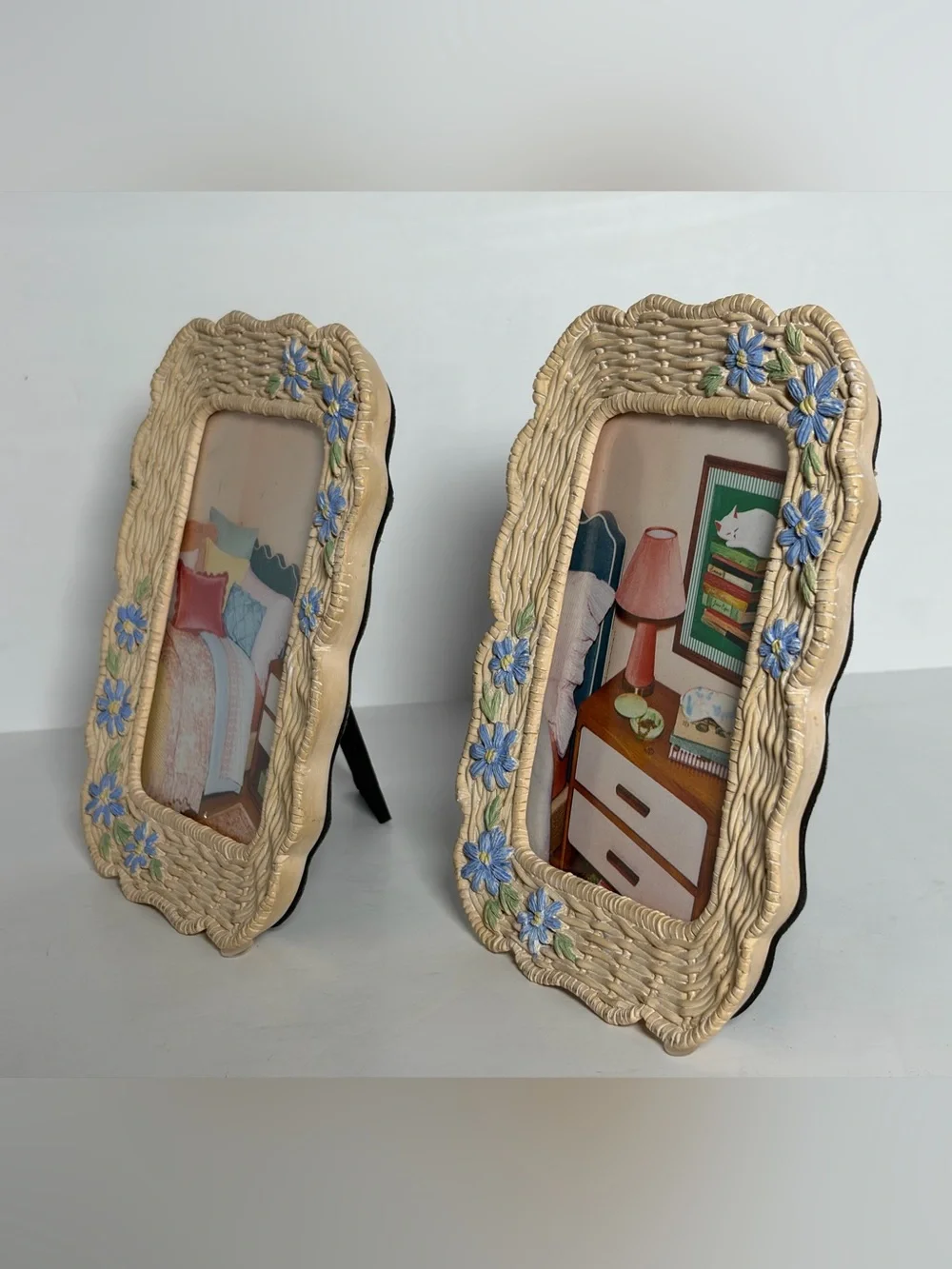 Shabby Chic Set of 2 Wicker Look Blue Floral Picture Frames Cottagecore 4x6